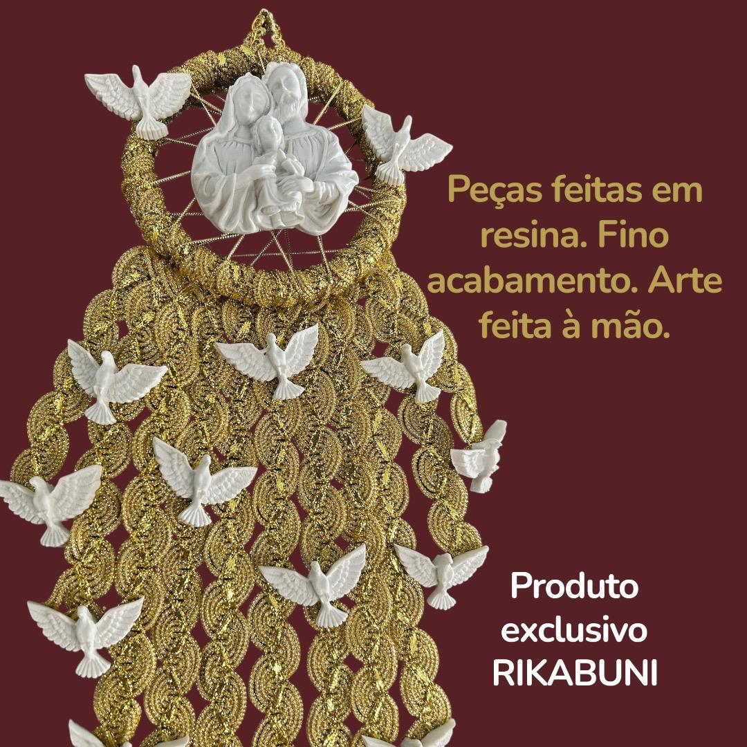 Escapulário Enfeite de Porta Espírito Santo e Sagrada Família Dourado Católico 45x27cm