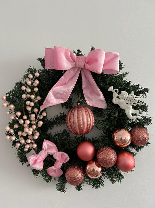 Guirlanda Natalina Decorativa com Cordão de Luz Fio de Fada LED  Verde com Enfeites Rosa e Rose Gold, Laço Rosa, 45 cm