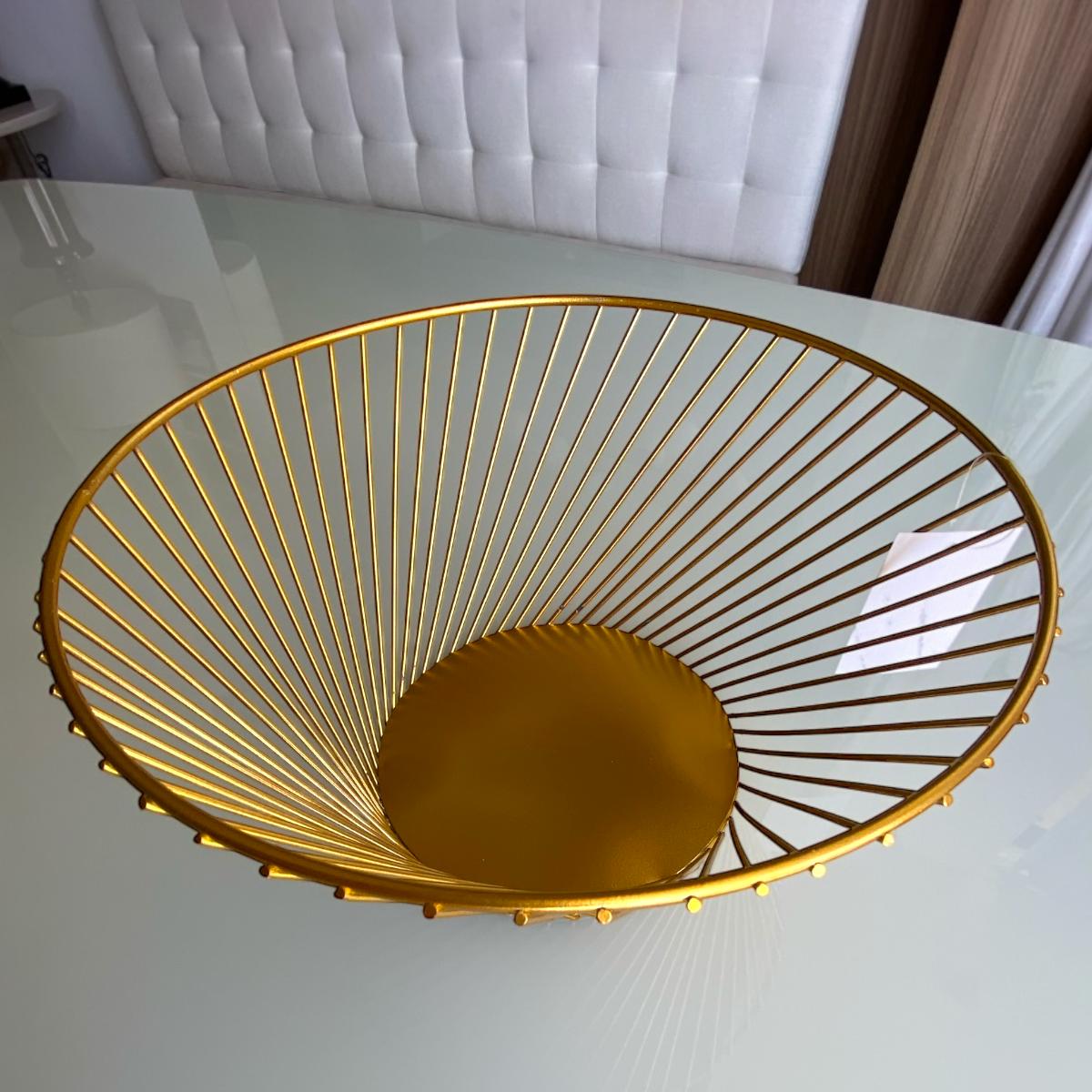 Centro de Mesa Dourado Redondo em Metal Enfeite Decoração