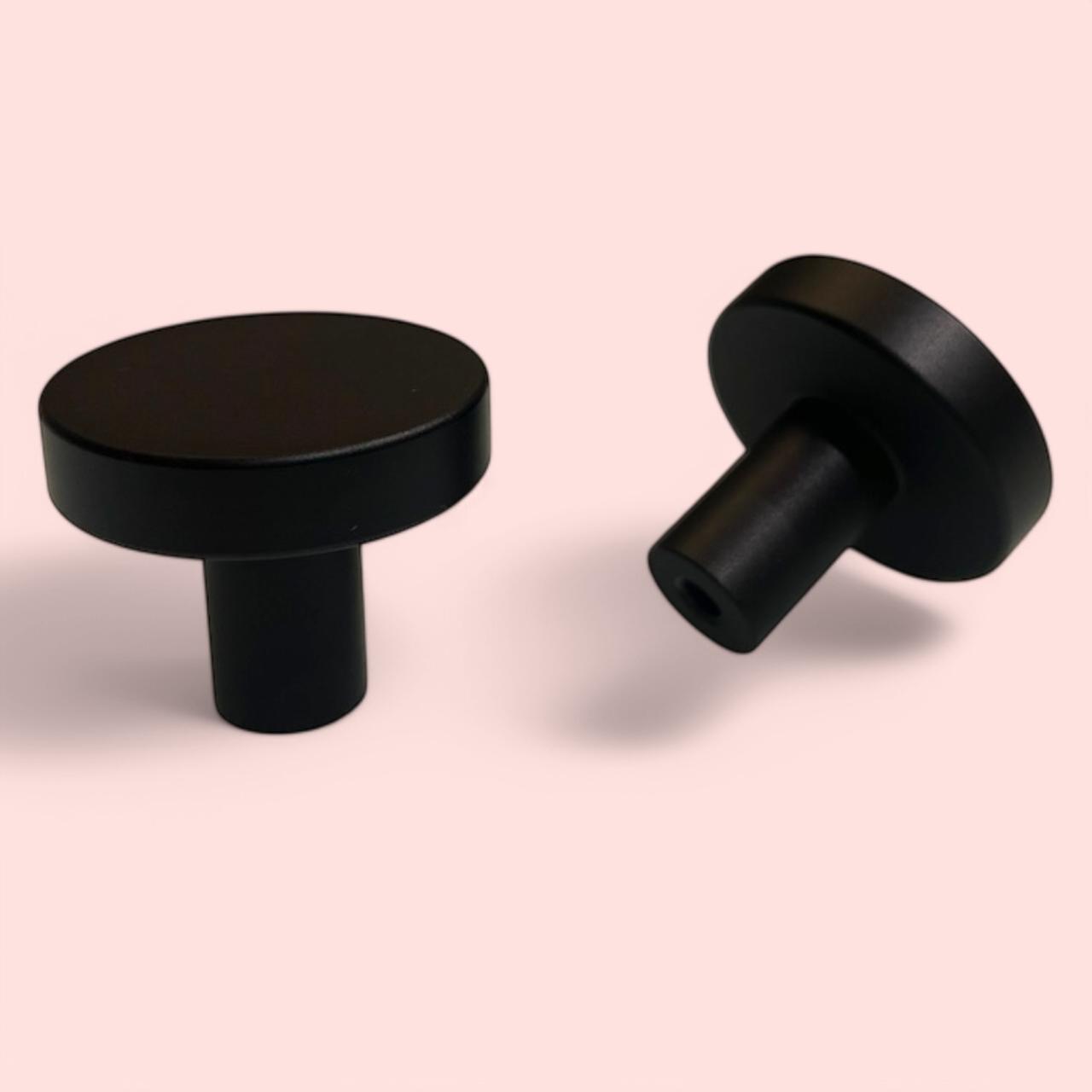 Kit c/ 8 Puxadores Alumínio Maciço Premium Preto – RIKABUNI