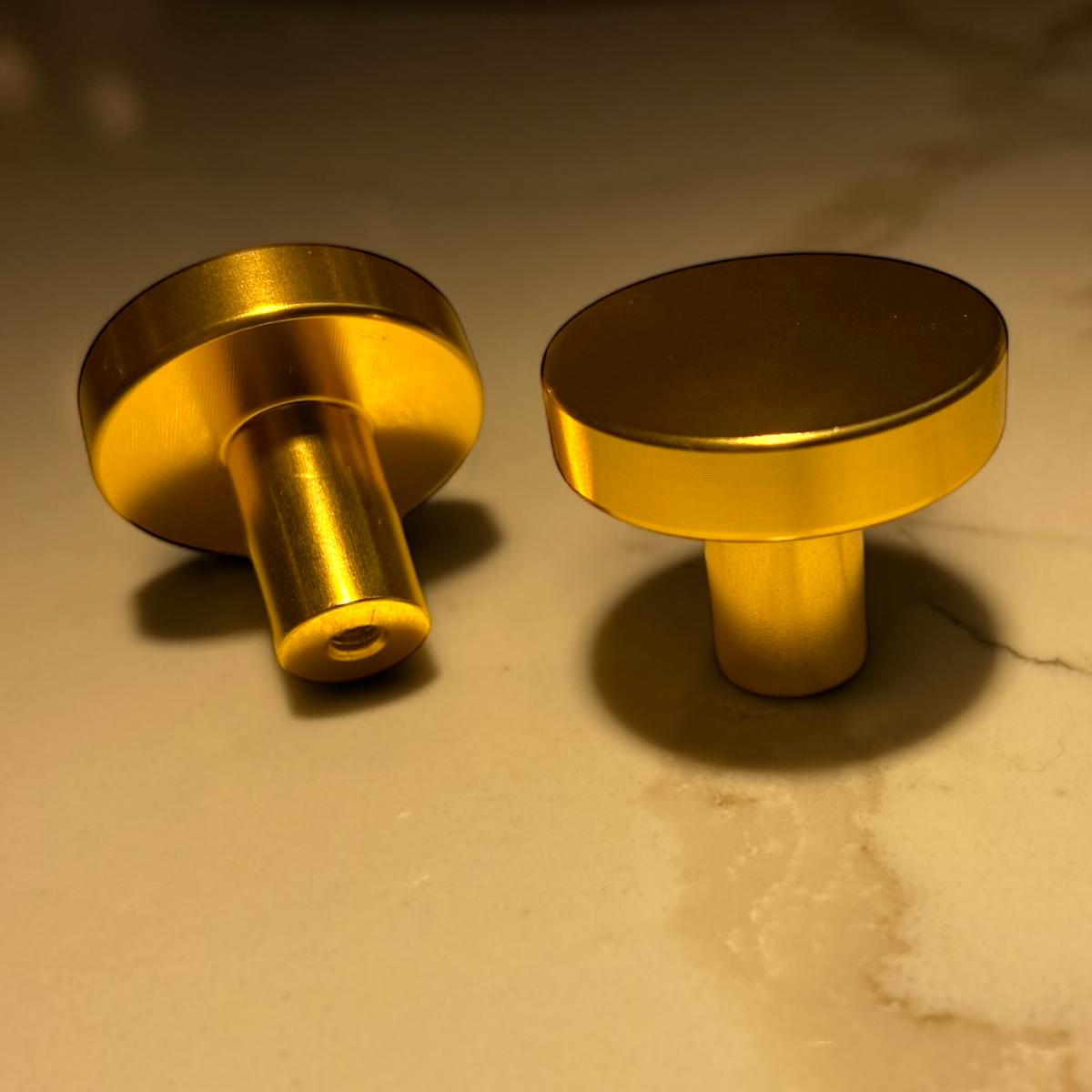 Kit c/ 8 Puxadores Alumínio Maciço Premium Dourado – RIKABUNI
