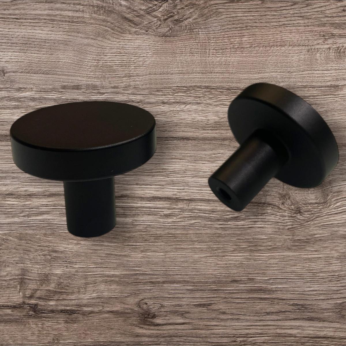 Kit c/ 8 Puxadores Alumínio Maciço Premium Preto – RIKABUNI