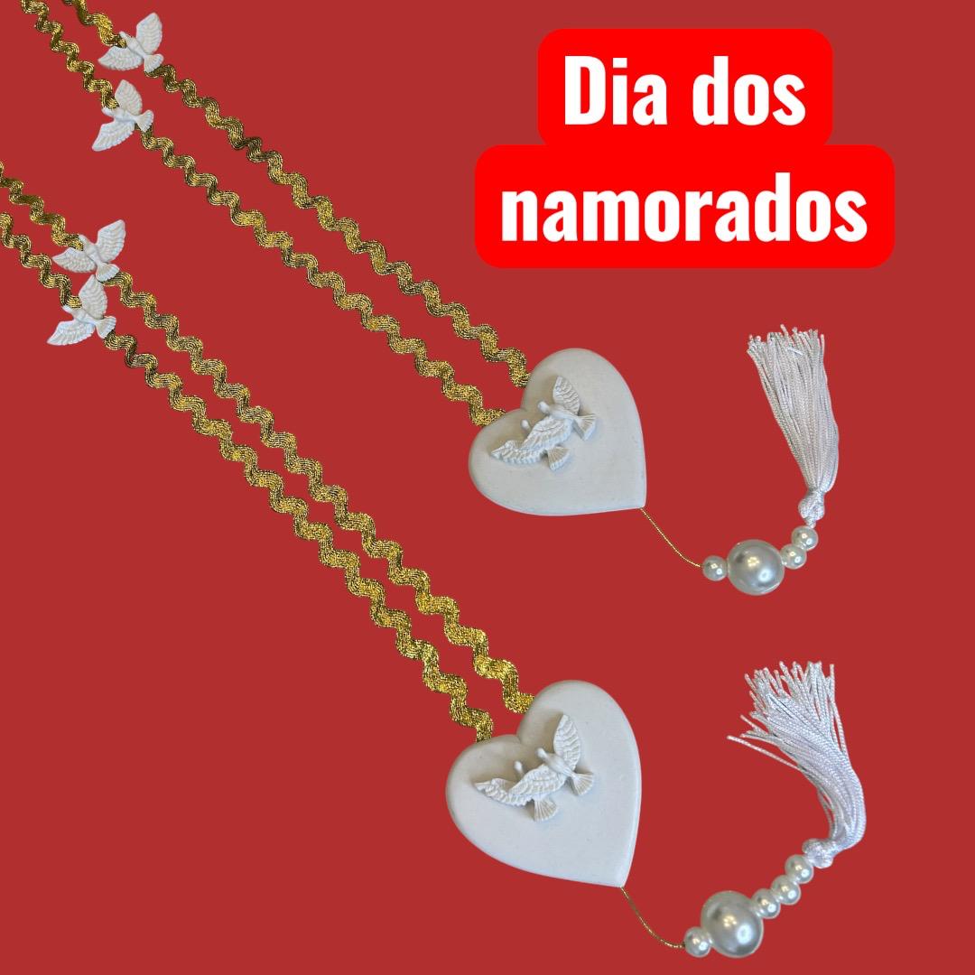 Dia dos Namorados Enfeite Premium Romântico Branco e Dourado