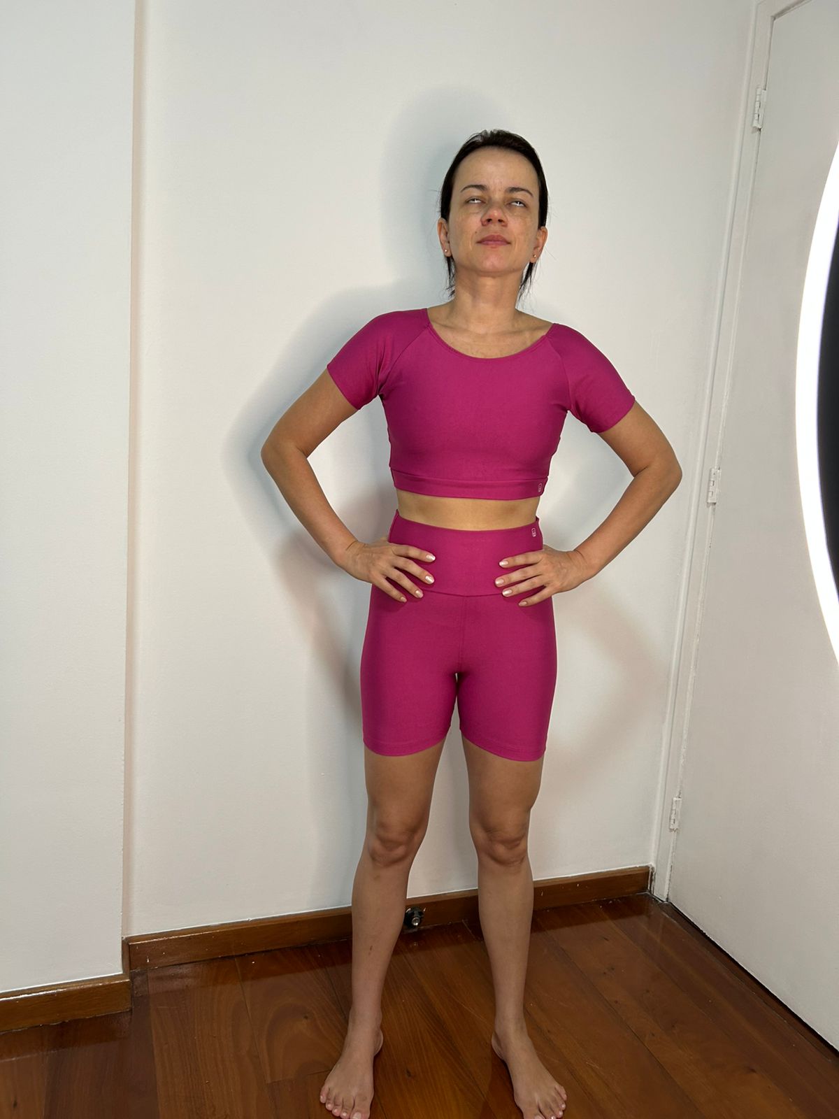 Conjunto Fitness Feminino Academia Top com Bojo Removível e Short, Suplex, Alta Compressão, Zero Transparência.