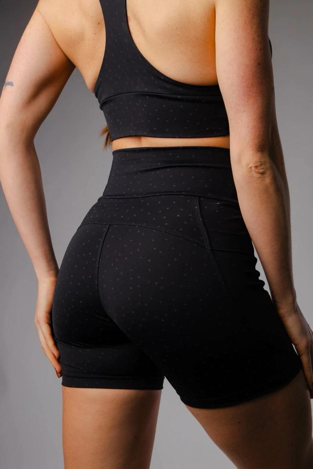 Conjunto Fitness Feminino  Academia Top Nadador e Short com Bolso Não Marca Zero Transferência Preto -  P